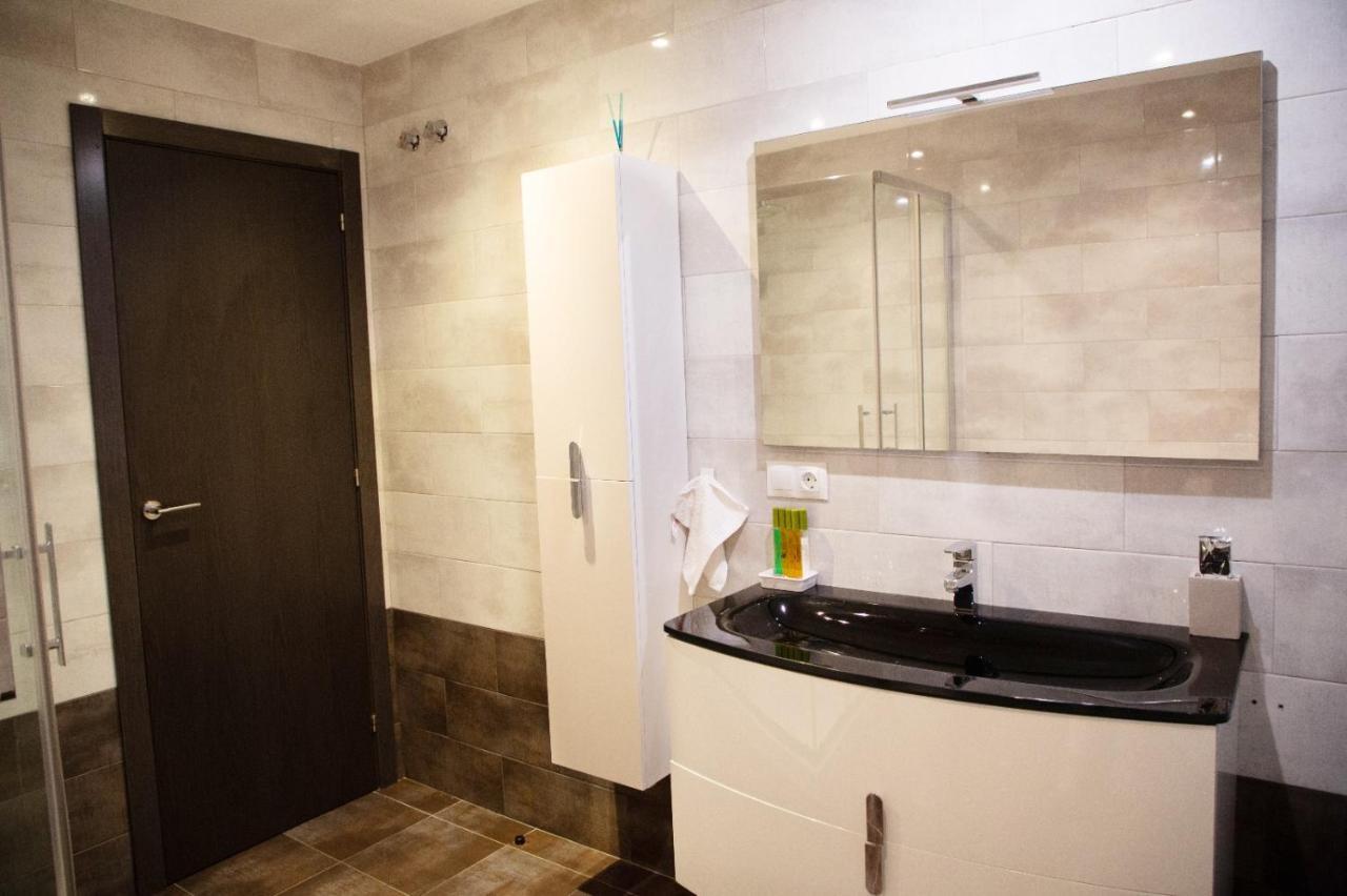Luxury New Apartment City Centre & Beach, อาลิกันเต ภายนอก รูปภาพ
